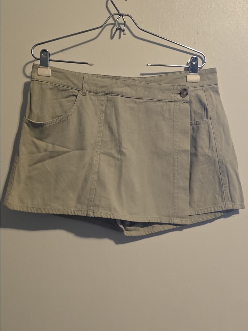 Zara Olive-Tan Skort with Front Pockets
